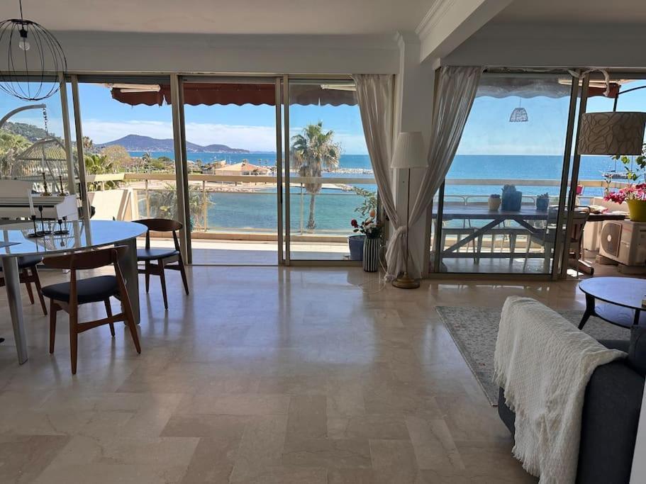 Appartement Panoramique Sur Mer 土伦 外观 照片