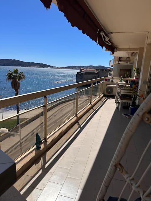 Appartement Panoramique Sur Mer 土伦 外观 照片
