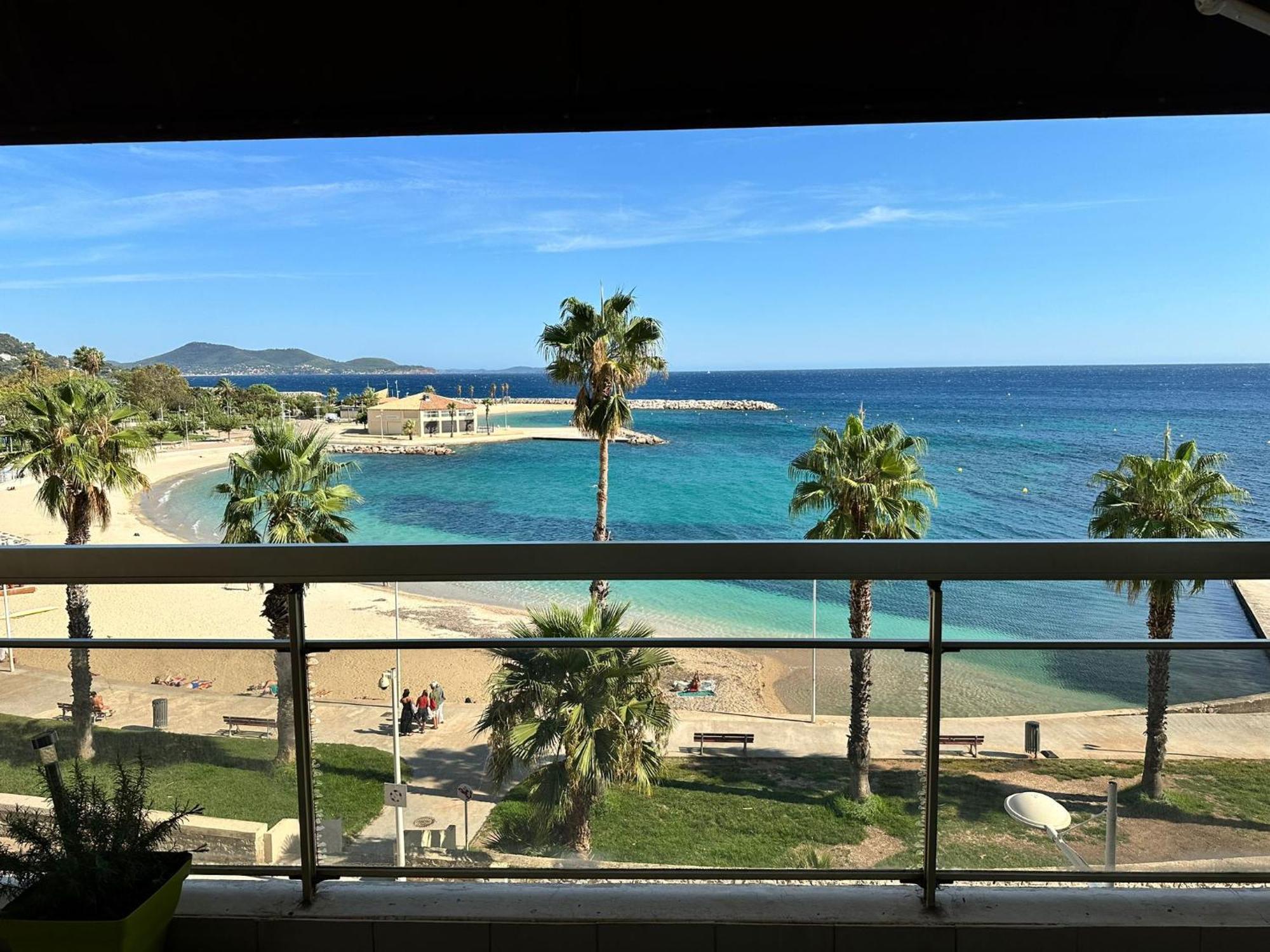 Appartement Panoramique Sur Mer 土伦 外观 照片